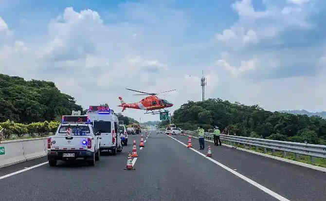 明溪高速公路汽车救援案例